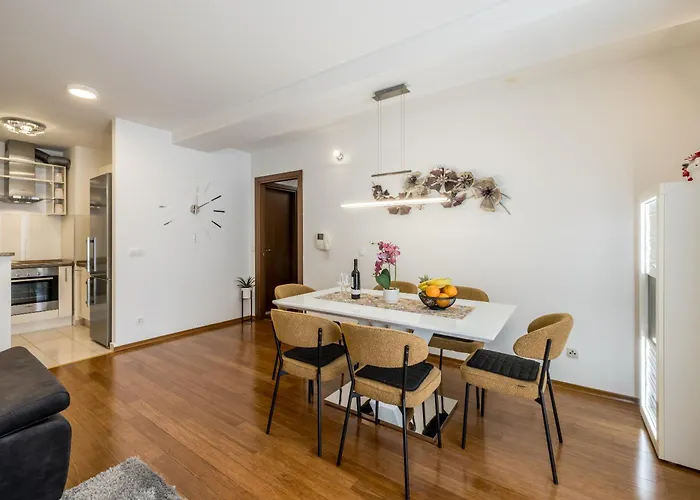 Three Lions Apartmán *